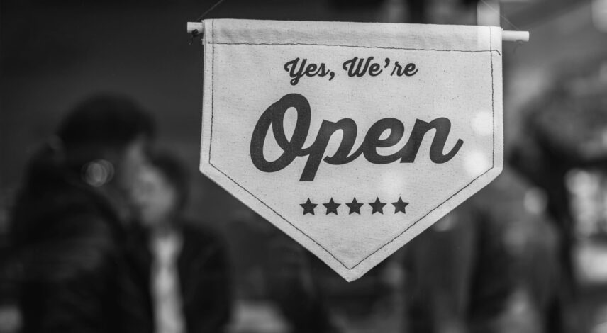 tim-mossholder-sxb8StmTfaw-unsplash negozio keep Out a casale monferrato - cover image